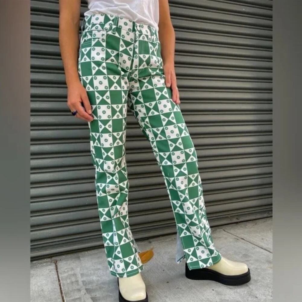 Lisa Says Gah Women's Green and White Jeans